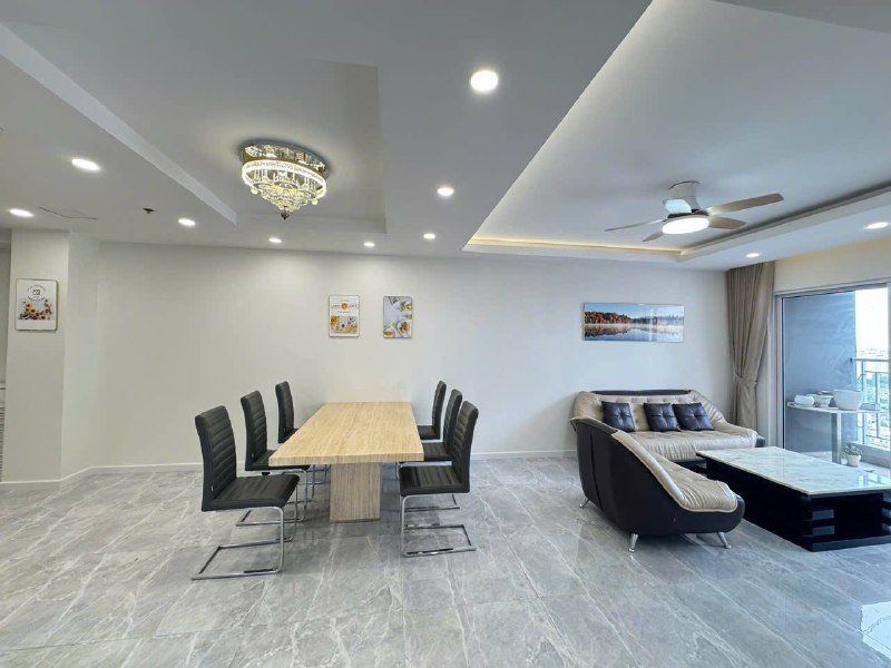 Apartment for rent in District 7, Ho Chi Minh City - 2