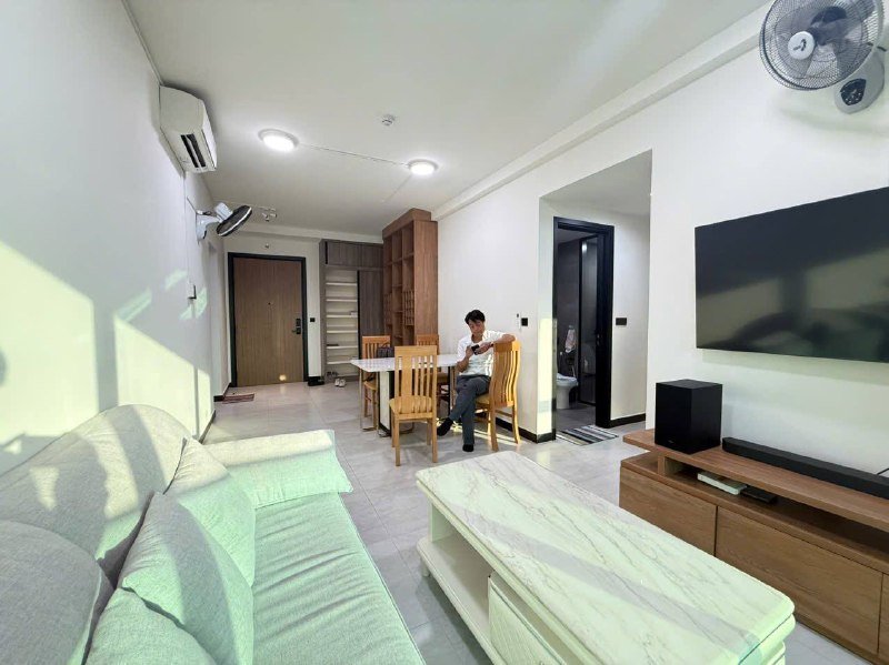 Apartment for rent in District 4, Ho Chi Minh City - 2