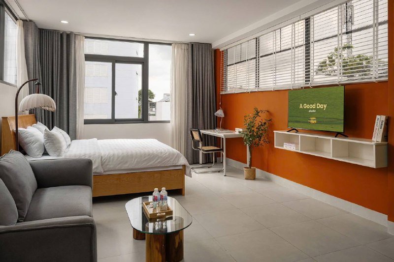 Apartment for rent in District 4, Ho Chi Minh City - 2