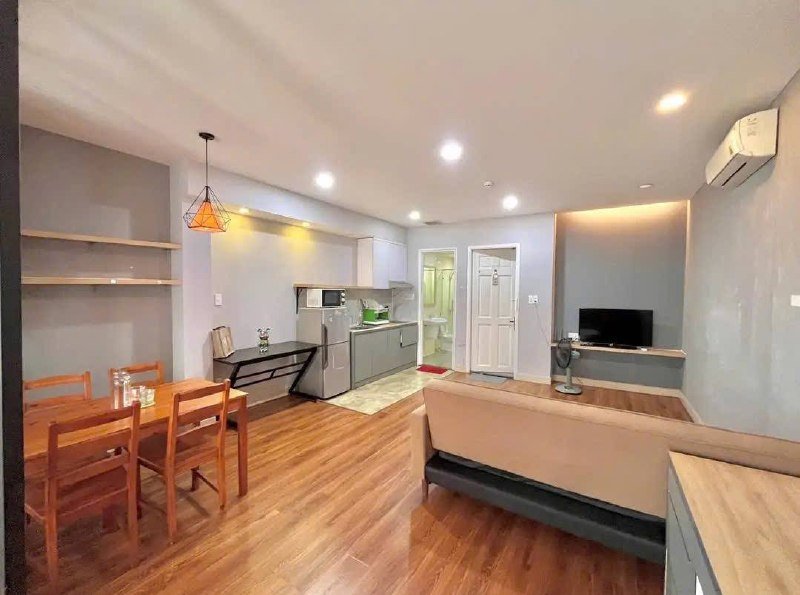 Apartment for rent in District 4, Ho Chi Minh City - 2