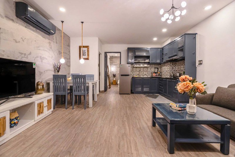 Apartment for rent in District 4, Ho Chi Minh City - 2