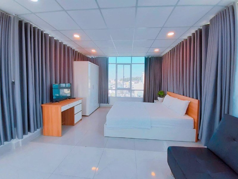Apartment for rent in District 4, Ho Chi Minh City - 2