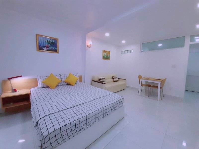 Apartment for rent in District 4, Ho Chi Minh City - 2