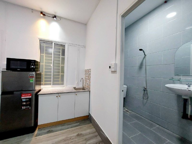 Apartment for rent in District 10, Ho Chi Minh City - 2